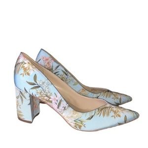 Marc Fisher Caitlin Pointy Toe Floral
Block Heels Size 10